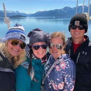 Meet your Posher, Abby